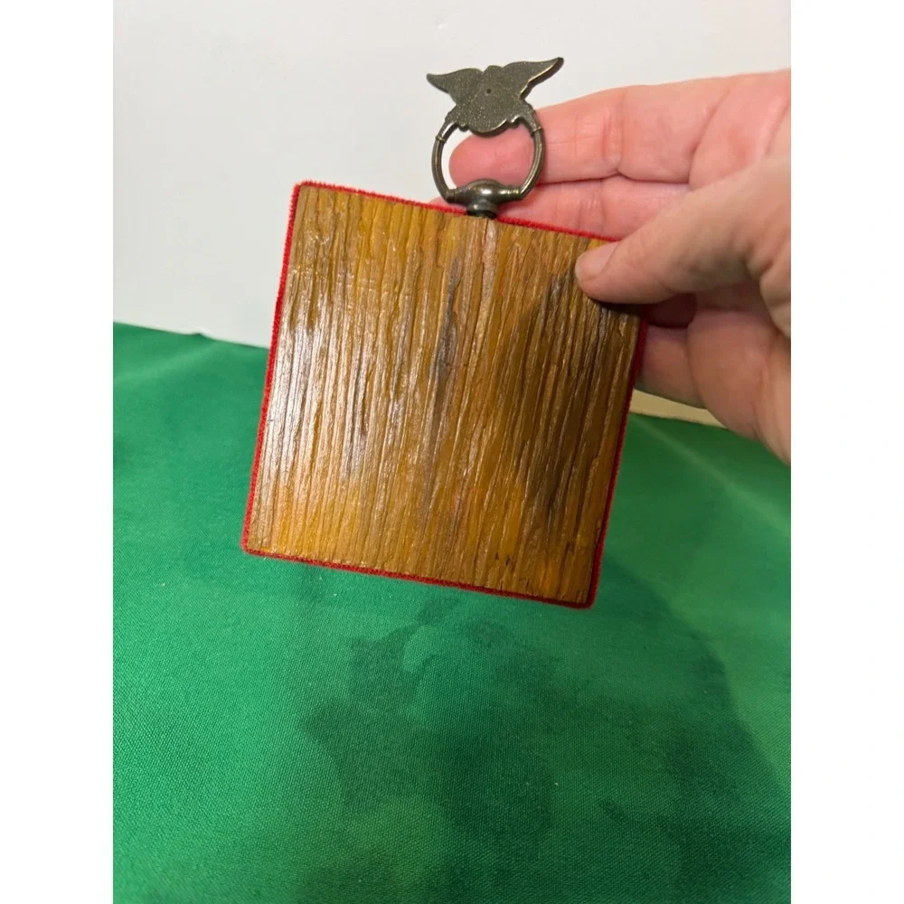 Vintage Wooden Wall Art Plaque Children with Eagle Ring Handle - Picture 5 of 6